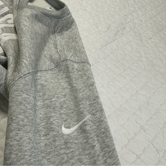 Nike Unisex UCLA College Sweatshirt Long Sleeve Crewneck Club Sweater - Picture 10 of 13